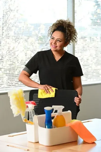 Seasonal Cleaning Checklist: When Should You Schedule Professional Lady Cleaners?