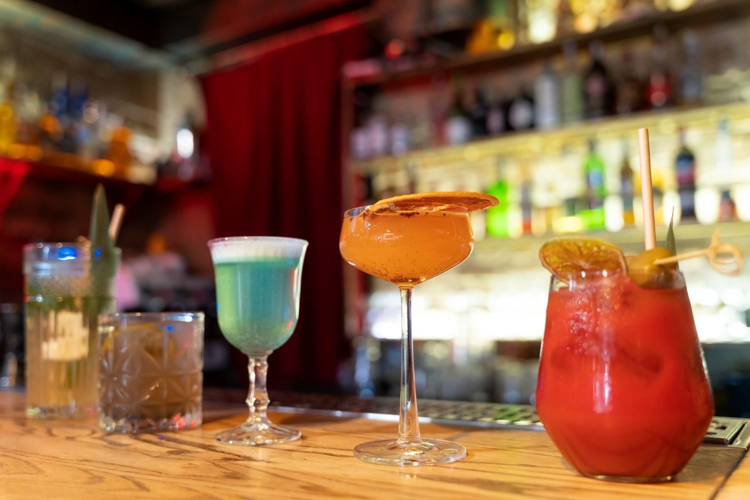 Cocktail Bar Bondi Spots Perfect for Catching Up With Close Friend